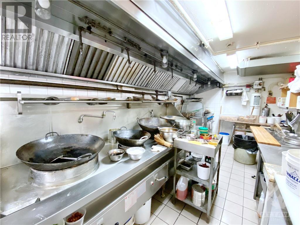 266 Elgin Street W, Ottawa, Ontario  K2P 1N2 - Photo 13 - 1290847