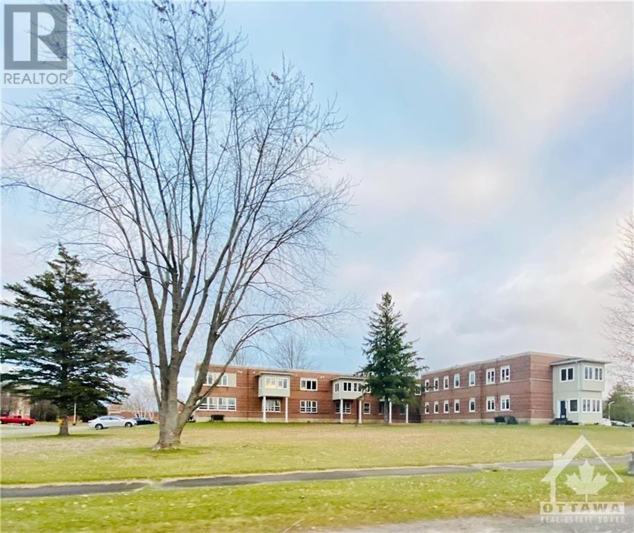 361 Queen Street, Smiths Falls, Ontario  K0G 1G0 - Photo 7 - 1317750