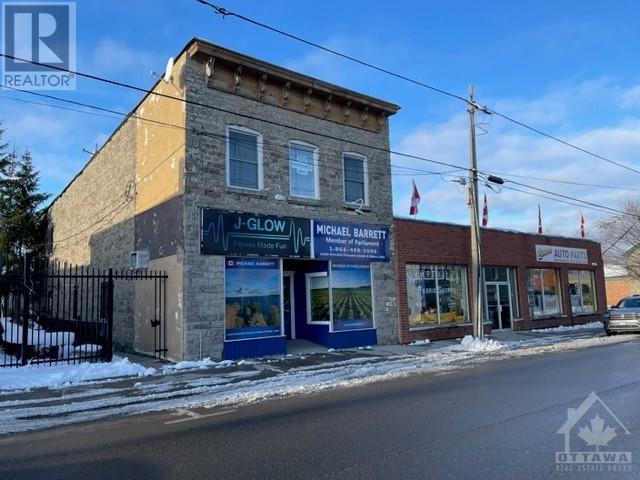 31-33 Clothier Street E, Kemptville, Ontario  K0G 1J0 - Photo 1 - 1324760