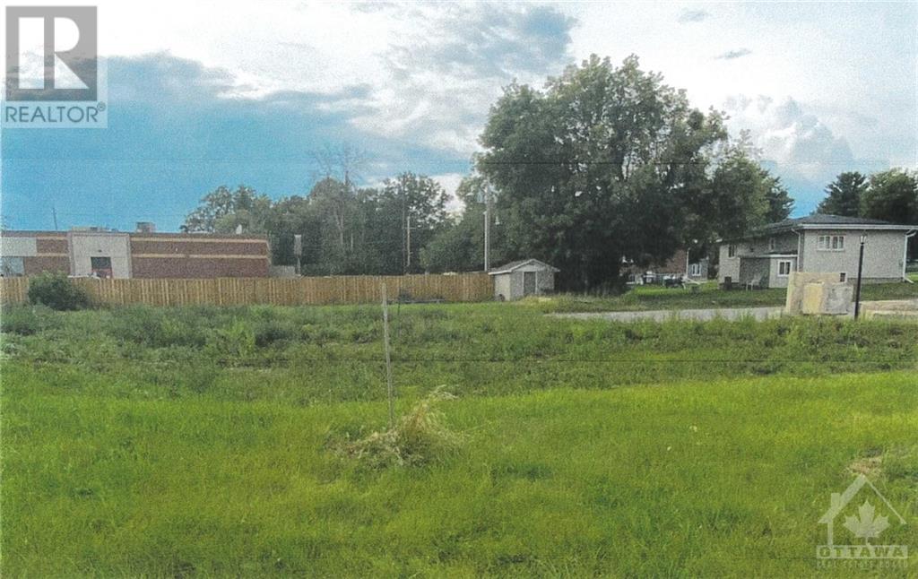 66 Elgin Avenue W, Renfrew, Ontario  K7V 3T7 - Photo 4 - 1332462