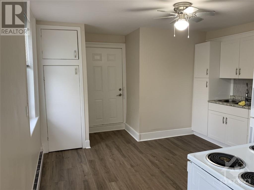 58 Harvey Street, Perth, Ontario  K7H 1W9 - Photo 8 - 1332949
