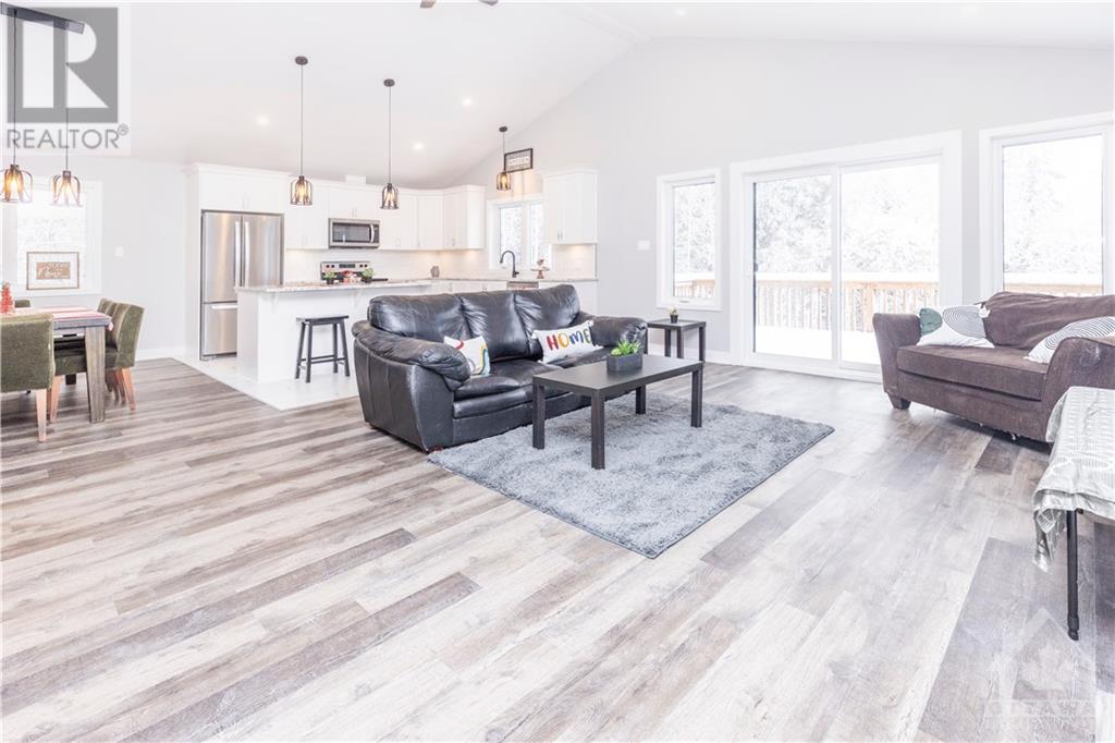 268 Boyd's Road, Carleton Place, Ontario  K7S 3G8 - Photo 3 - 1335257