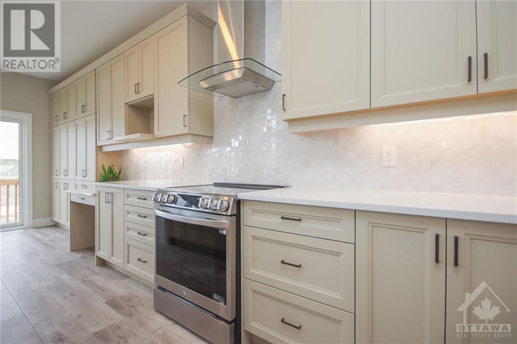 302 Turquoise Street, Rockland, Ontario  K4K 0L7 - Photo 16 - 1339364
