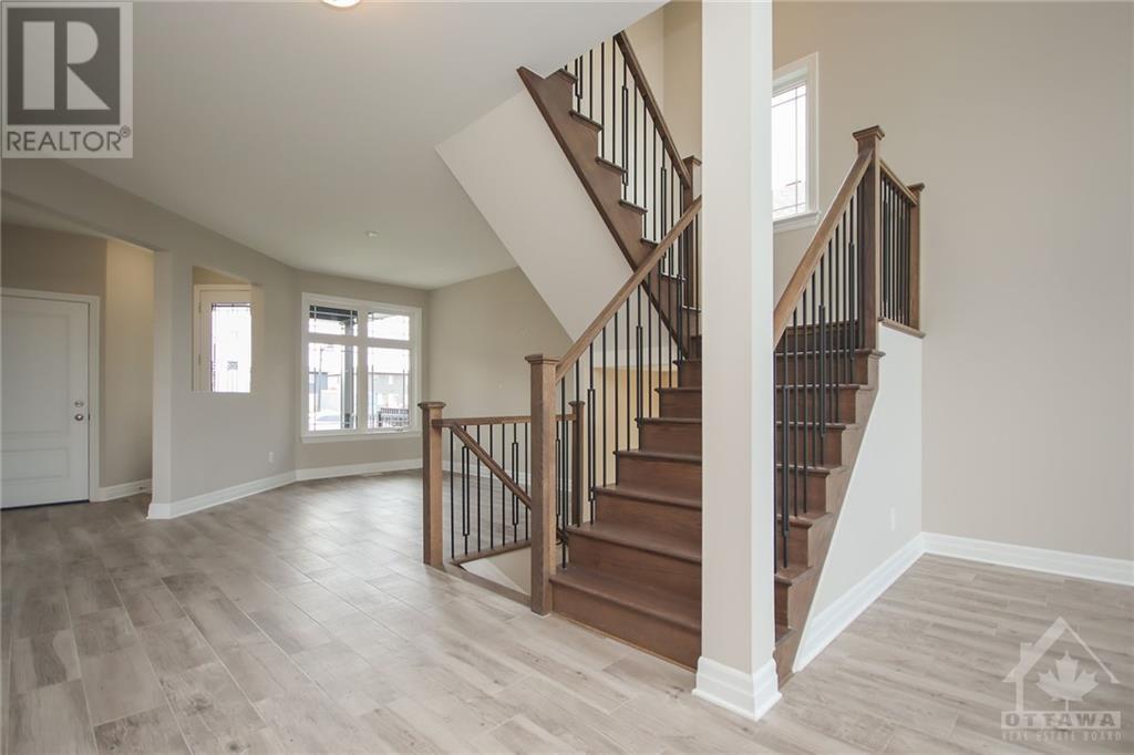 302 Turquoise Street, Rockland, Ontario  K4K 0L7 - Photo 7 - 1339364