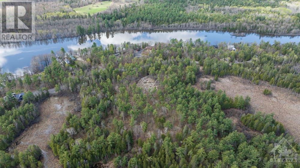 275 MISSISSIPPI DRIVE, kinburn, Ontario