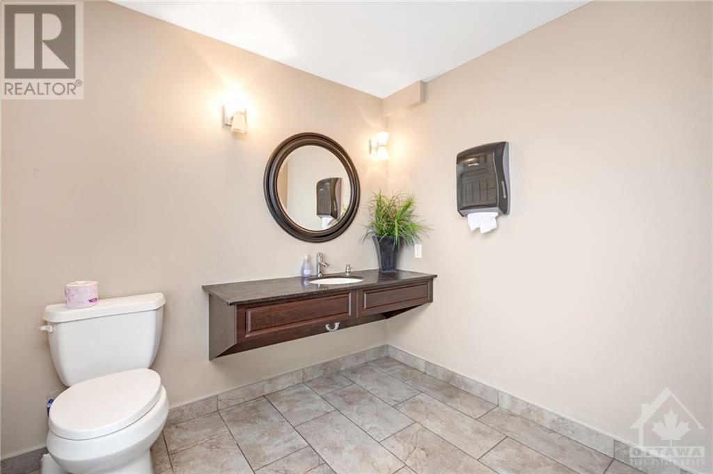 3591 Innes Road Unit#2, Ottawa, Ontario  K1C 1T1 - Photo 14 - 1341640