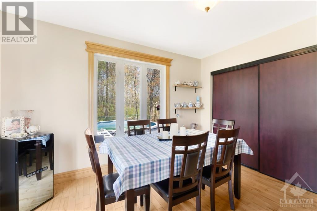 2667 Birchgrove Road, Cumberland, Ontario  K4C 1K6 - Photo 10 - 1342139