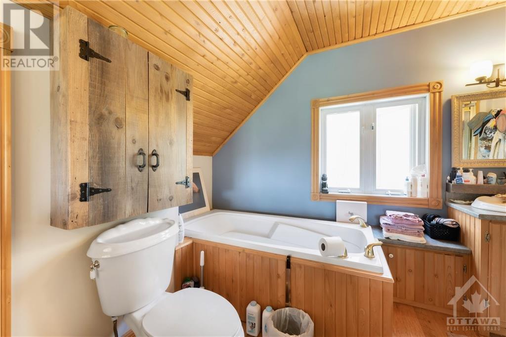 2667 Birchgrove Road, Cumberland, Ontario  K4C 1K6 - Photo 17 - 1342139