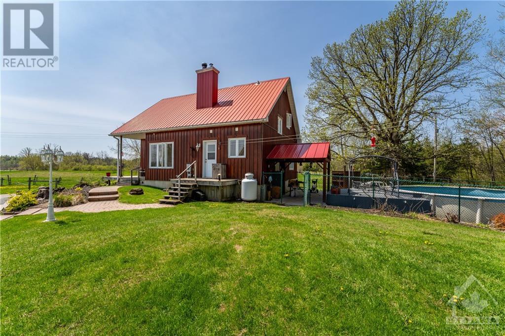 2667 Birchgrove Road, Cumberland, Ontario  K4C 1K6 - Photo 3 - 1342139