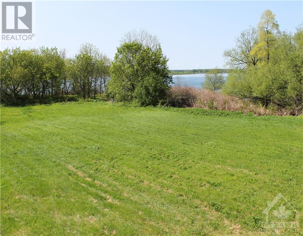 0000 Lakeshore Drive, Morrisburg, Ontario  K0C 1X0 - Photo 3 - 1339700