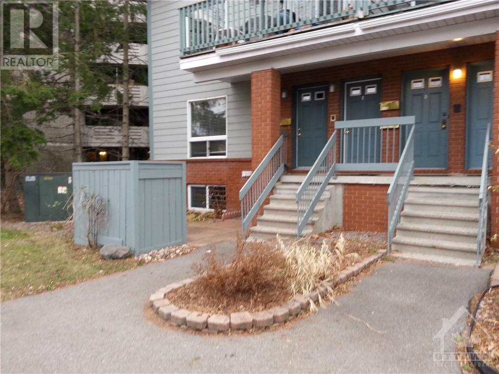 311 Presland Road Unit#a, Ottawa, Ontario  K1K 2B6 - Photo 1 - 1343900