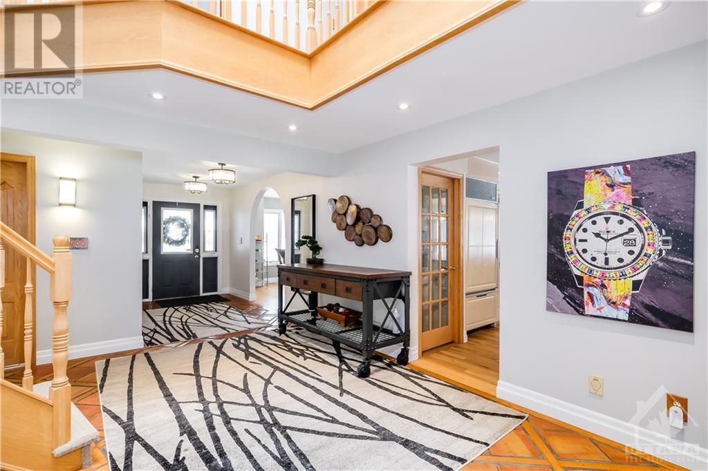 4 Aleutian Road, Ottawa, Ontario  K2H 7C8 - Photo 3 - 1344421