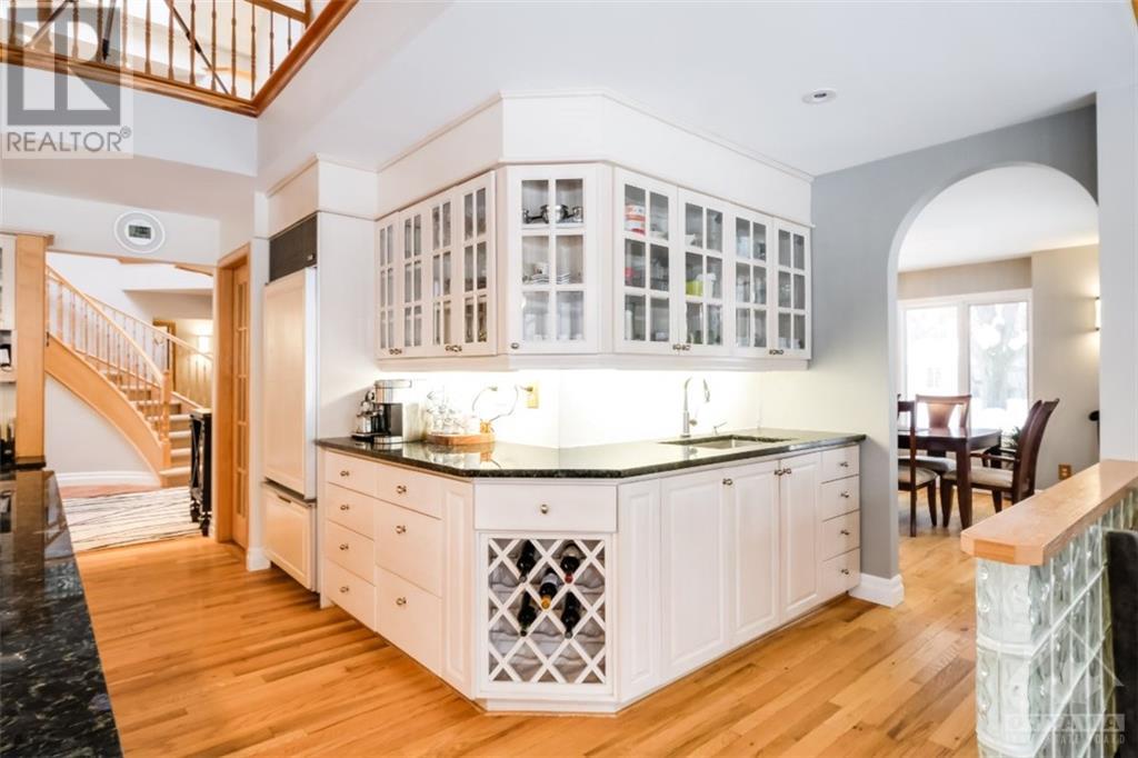 4 Aleutian Road, Ottawa, Ontario  K2H 7C8 - Photo 7 - 1344421