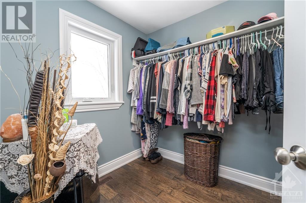 519 Wellington Street, Eganville, Ontario  K0J 1T0 - Photo 16 - 1345286
