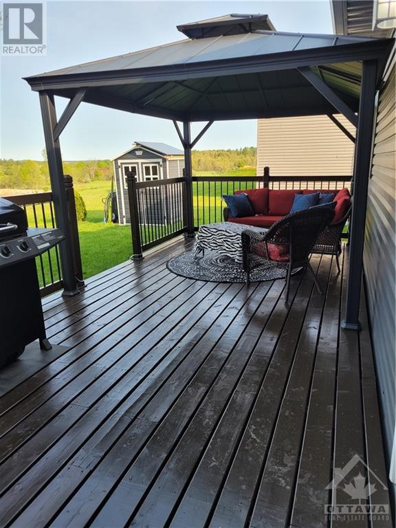 519 Wellington Street, Eganville, Ontario  K0J 1T0 - Photo 17 - 1345286