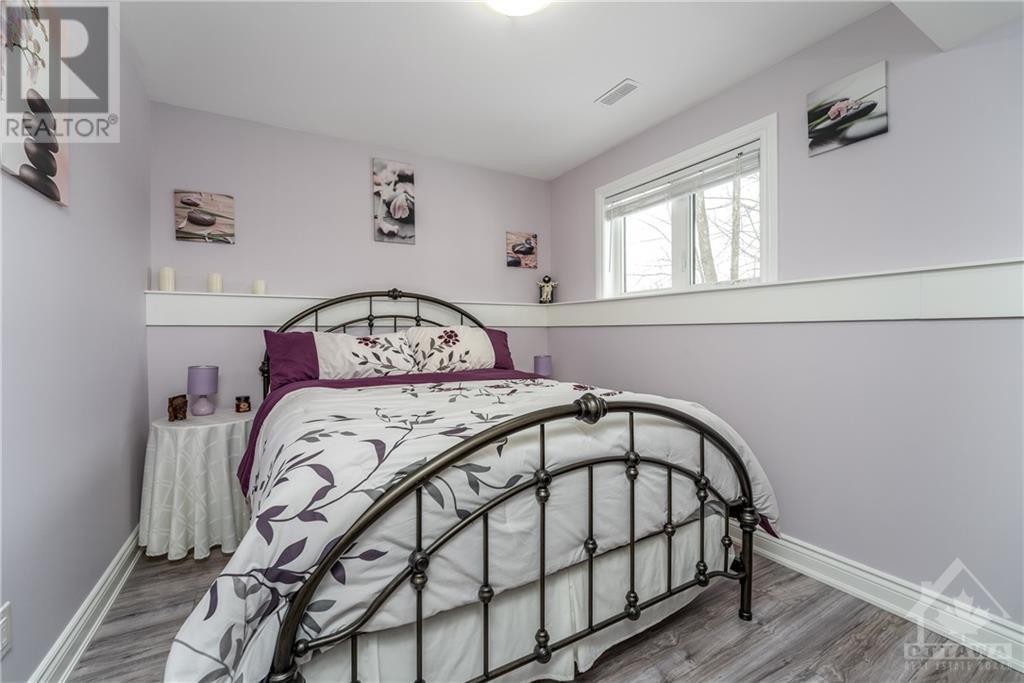 519 Wellington Street, Eganville, Ontario  K0J 1T0 - Photo 23 - 1345286
