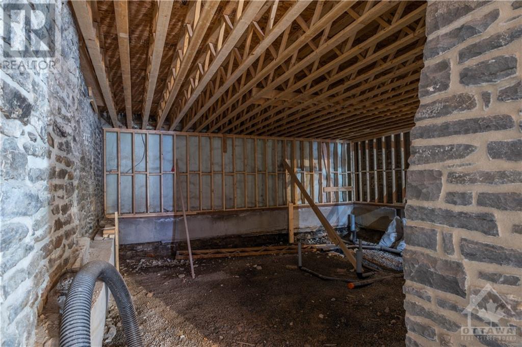 58-60 King Street W, Brockville, Ontario  K6V 3P9 - Photo 6 - 1345952
