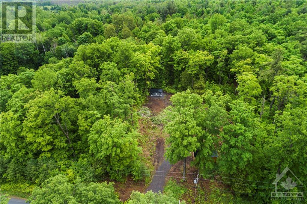 204 Deerfield Drive, White Lake, Ontario  K0A 3L0 - Photo 3 - 1344910