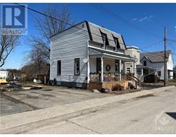 11 WINNIFRED STREET S, smiths falls, Ontario