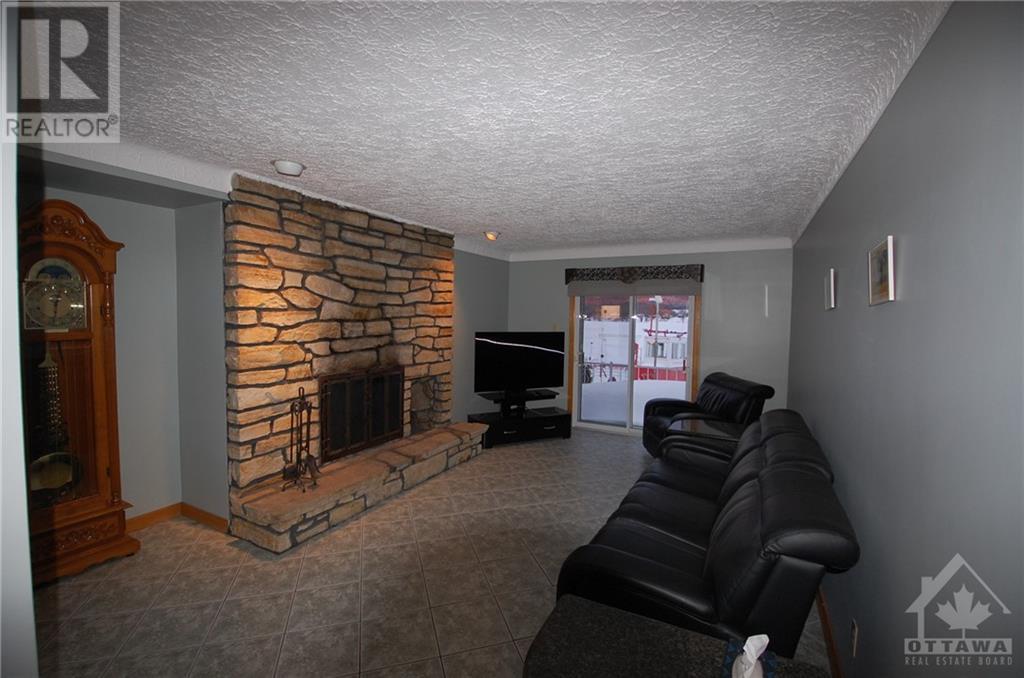 1835 Ch Du Traversier Road, Lefaivre, Ontario  K0B 1J0 - Photo 15 - 1346618