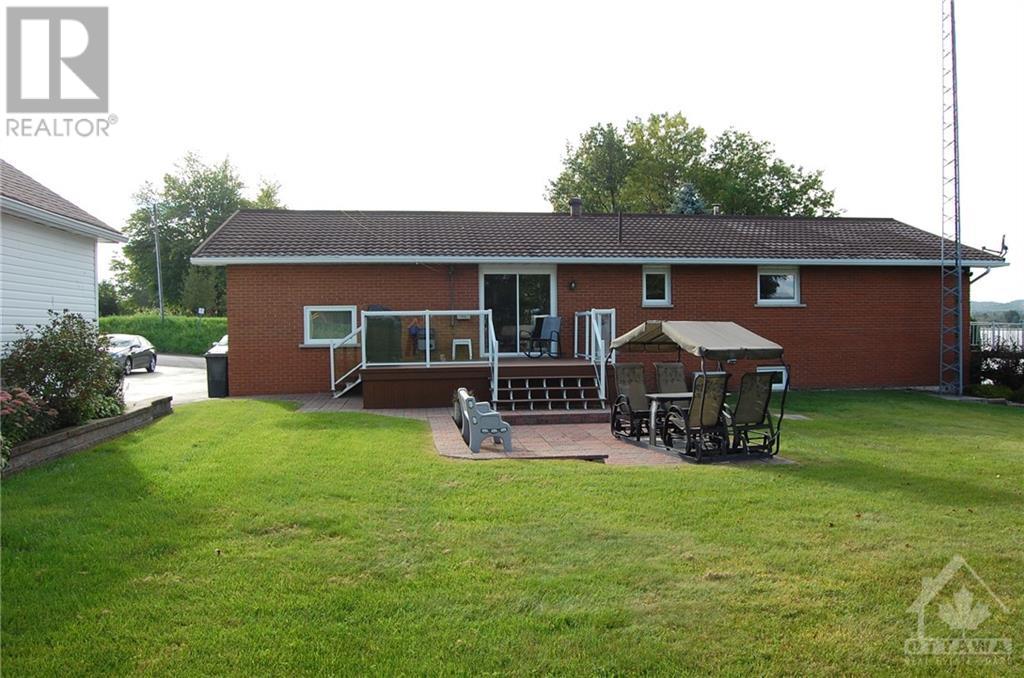 1835 Ch Du Traversier Road, Lefaivre, Ontario  K0B 1J0 - Photo 8 - 1346618