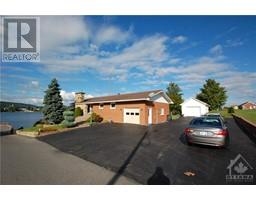 1835 CH DU TRAVERSIER ROAD, lefaivre, Ontario