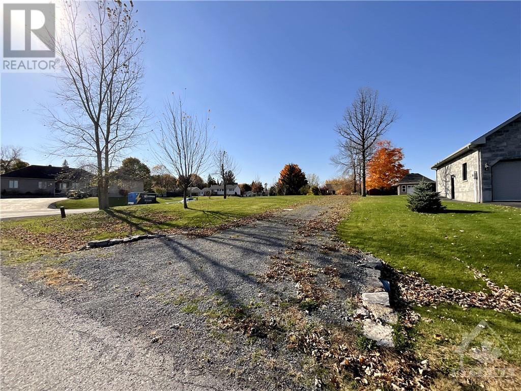 26 PENNY LANE, long sault, Ontario