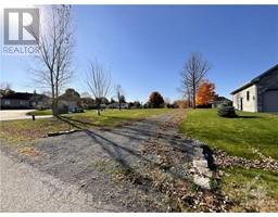26 PENNY LANE, long sault, Ontario