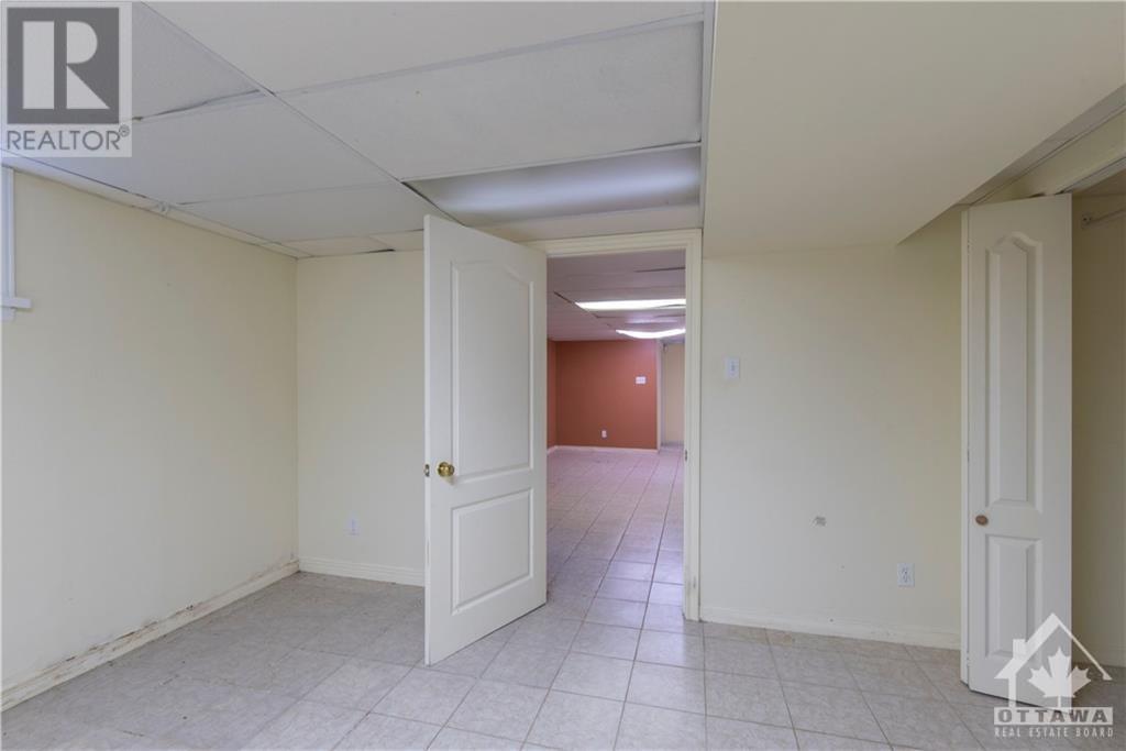 223 Roger Road, Ottawa, Ontario  K1H 5C5 - Photo 21 - 1346714