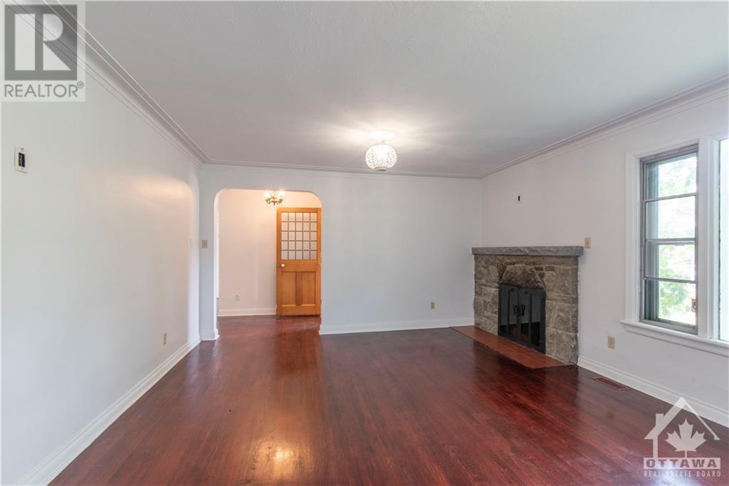 223 Roger Road, Ottawa, Ontario  K1H 5C5 - Photo 4 - 1346714