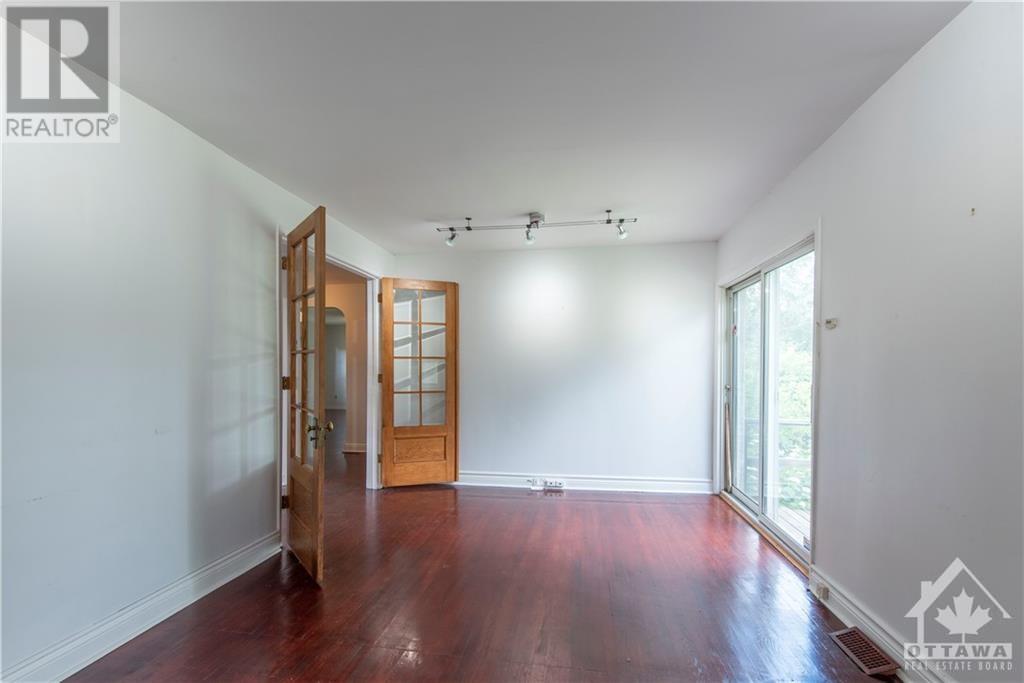 223 Roger Road, Ottawa, Ontario  K1H 5C5 - Photo 7 - 1346714