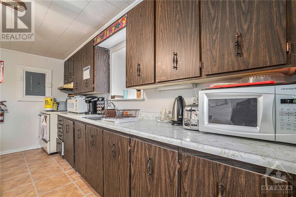 58 Foster Street, Perth, Ontario  K7H 1S1 - Photo 8 - 1347087