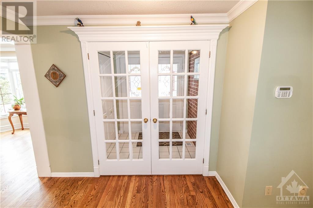 1804 Robinwood Place, Ottawa, Ontario  K1C 6L4 - Photo 4 - 1346510