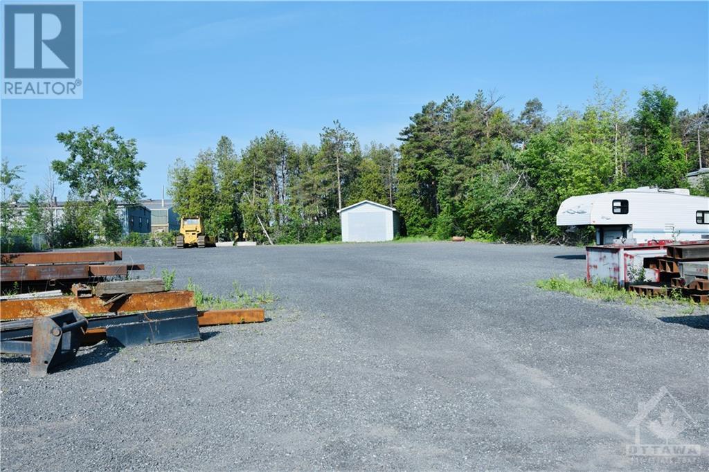 5650 Power Road, Ottawa, Ontario  K1G 3N4 - Photo 2 - 1347323