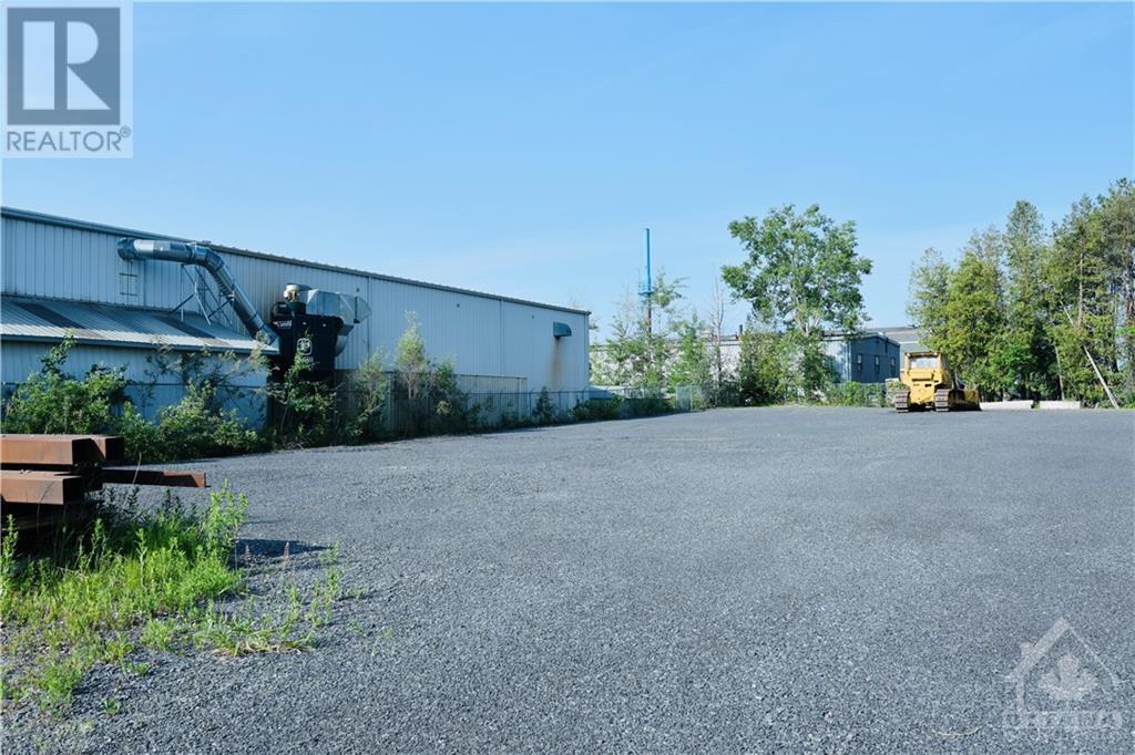 5650 Power Road, Ottawa, Ontario  K1G 3N4 - Photo 3 - 1347323