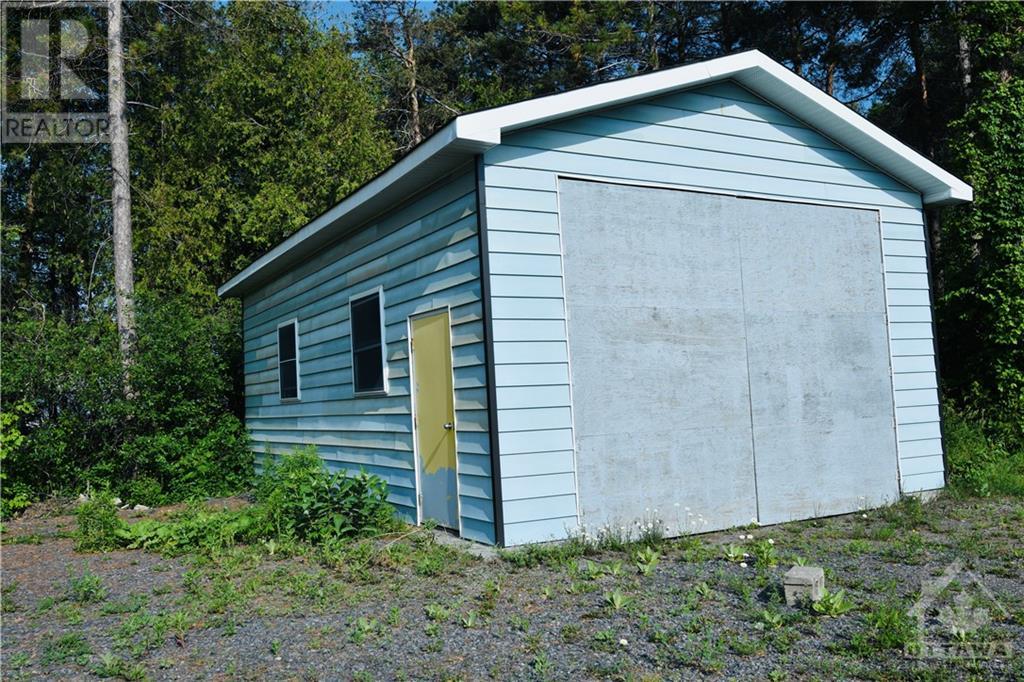 5650 Power Road, Ottawa, Ontario  K1G 3N4 - Photo 5 - 1347323