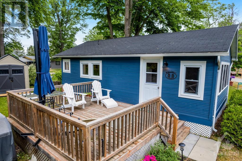 863 Archibald Street, Braeside, Ontario  K0A 1G0 - Photo 2 - 1347231