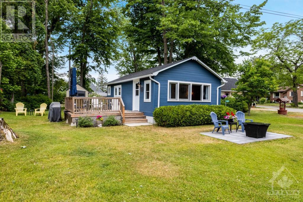 863 Archibald Street, Braeside, Ontario  K0A 1G0 - Photo 5 - 1347231