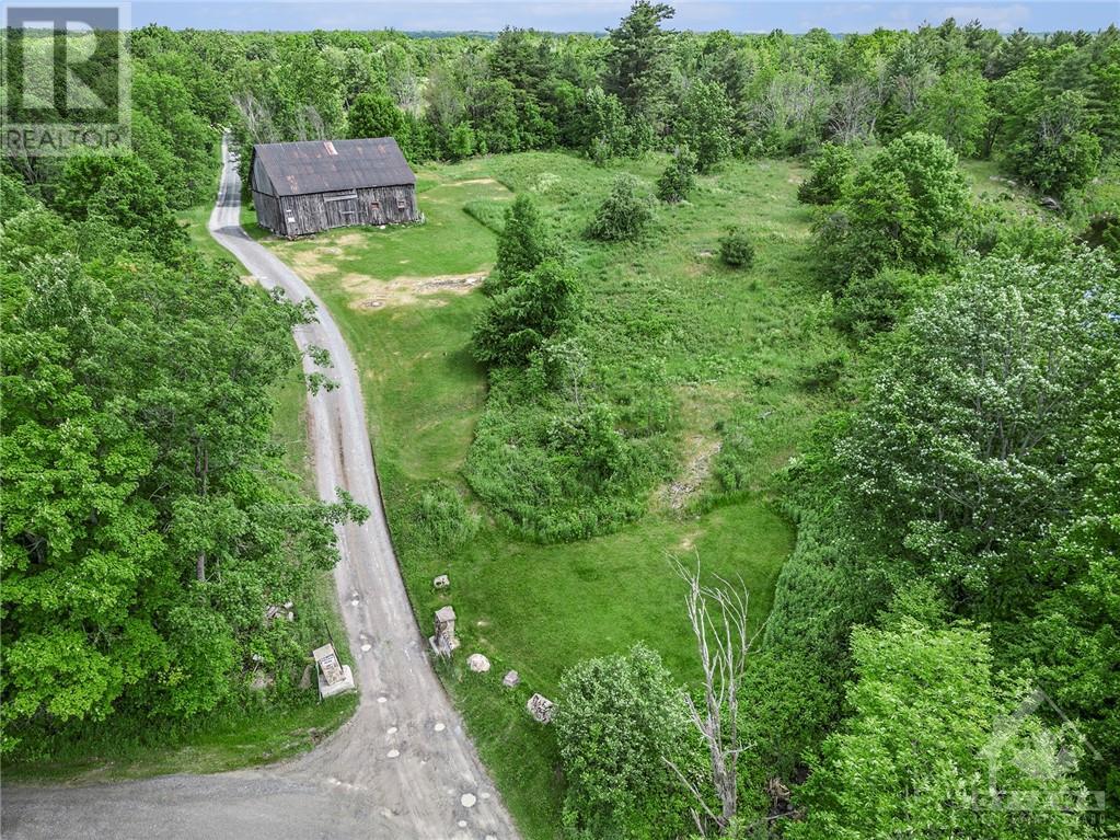 631 Big Crosby Lake Road, Westport, Ontario  K0G 1X0 - Photo 10 - 1347115