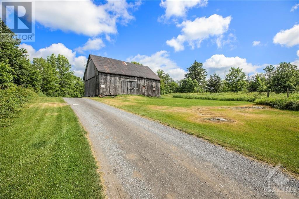 631 Big Crosby Lake Road, Westport, Ontario  K0G 1X0 - Photo 2 - 1347115