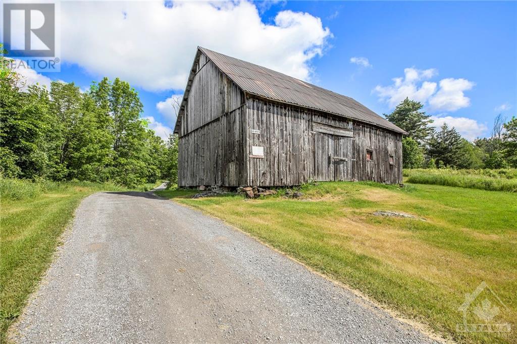 631 Big Crosby Lake Road, Westport, Ontario  K0G 1X0 - Photo 7 - 1347115