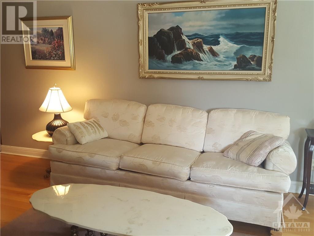 1222 Adirondack Drive, Ottawa, Ontario  K2C 2V3 - Photo 4 - 1346877