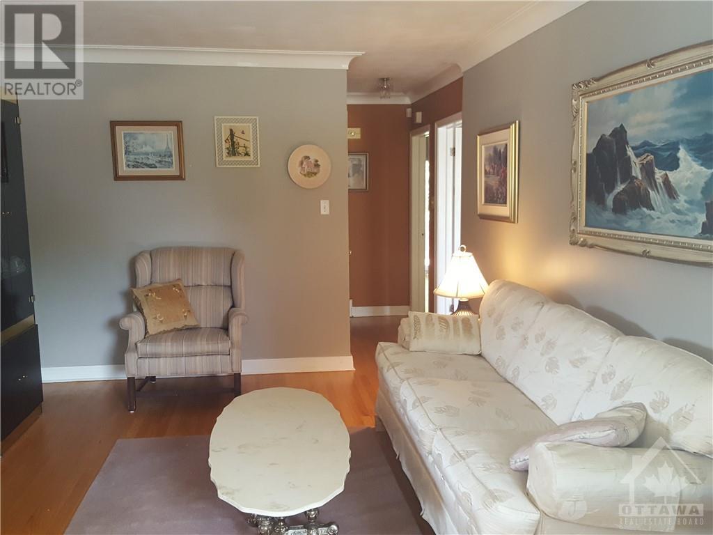 1222 Adirondack Drive, Ottawa, Ontario  K2C 2V3 - Photo 5 - 1346877