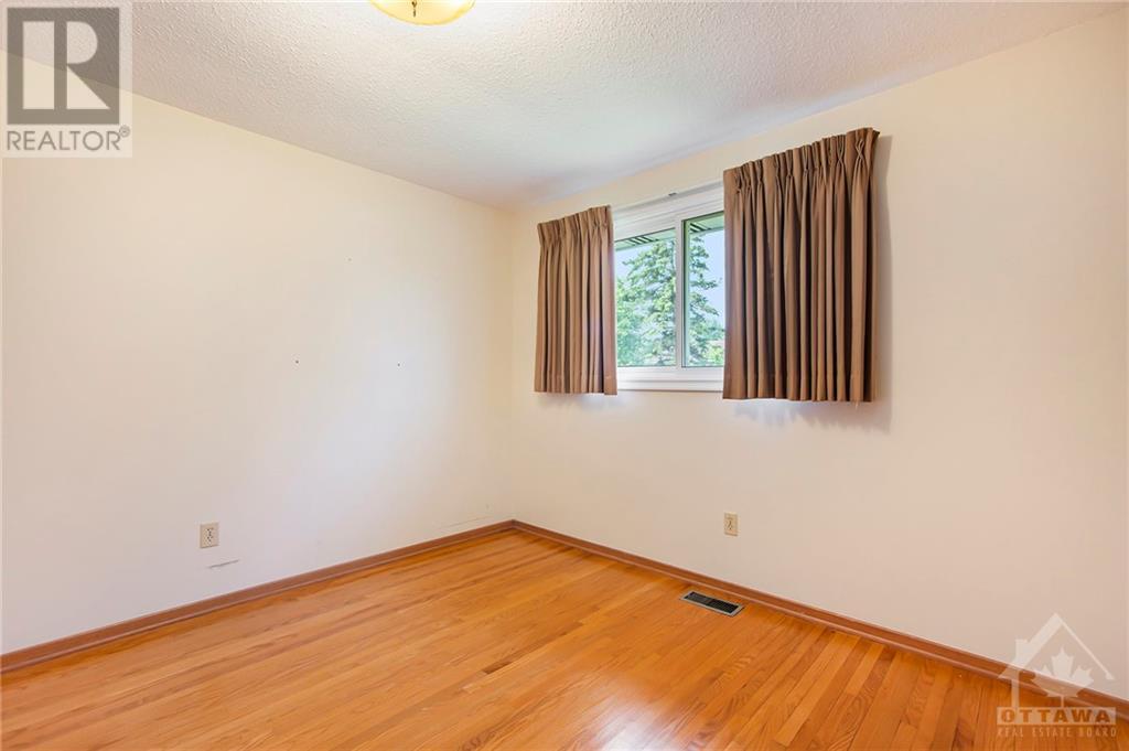 56 Wedgewood Crescent, Ottawa, Ontario  K1B 4B4 - Photo 17 - 1346620