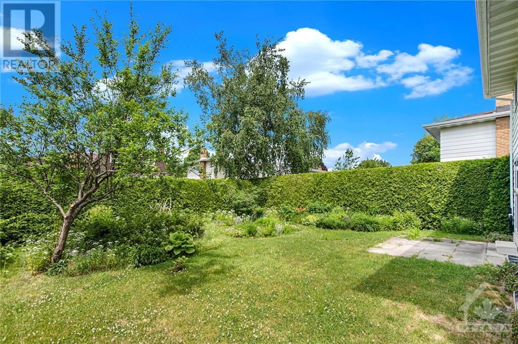 56 Wedgewood Crescent, Ottawa, Ontario  K1B 4B4 - Photo 3 - 1346620