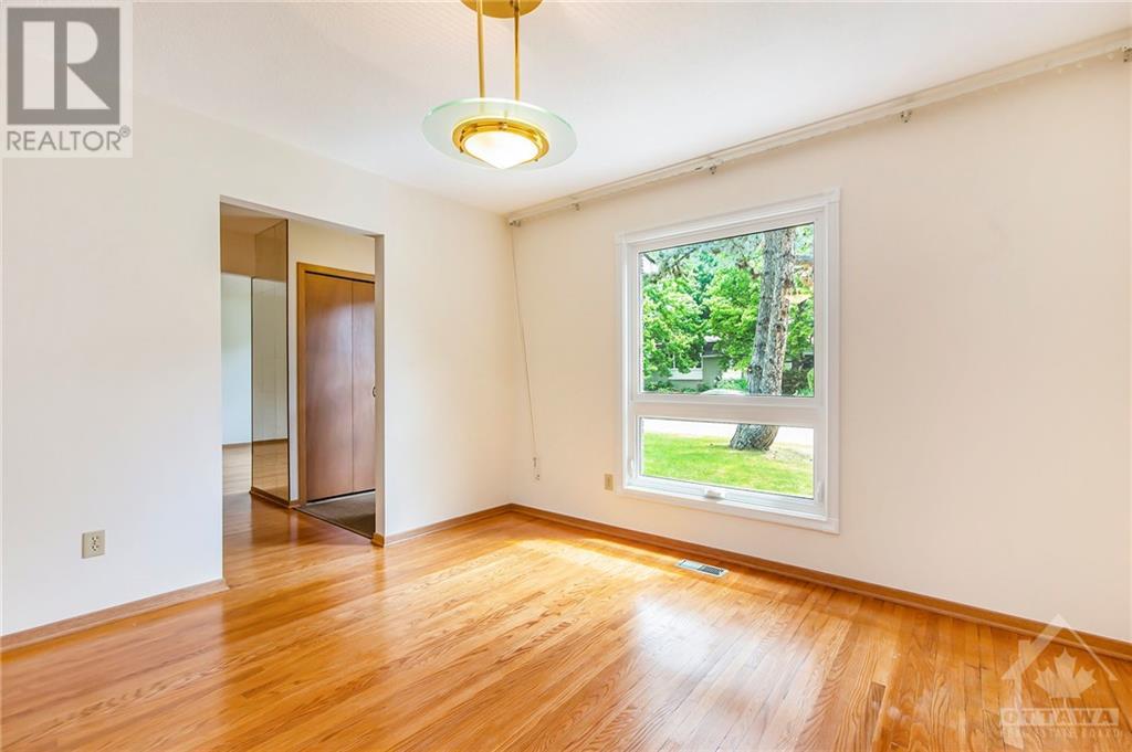 56 Wedgewood Crescent, Ottawa, Ontario  K1B 4B4 - Photo 8 - 1346620