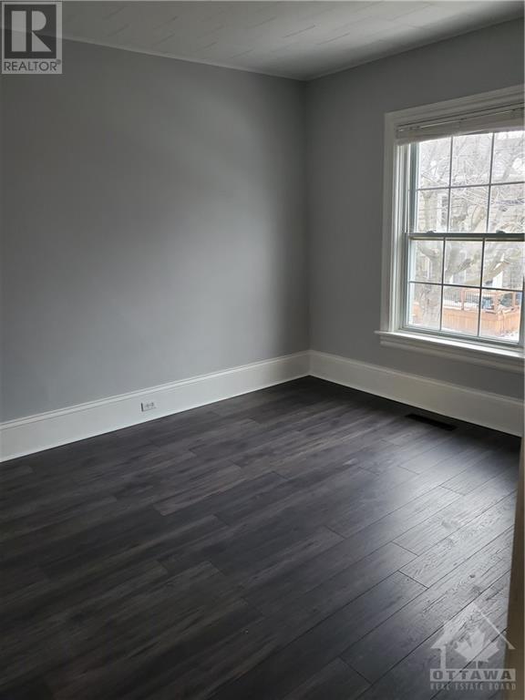 44 Ogden Avenue, Smiths Falls, Ontario  K7A 2L8 - Photo 6 - 1344219
