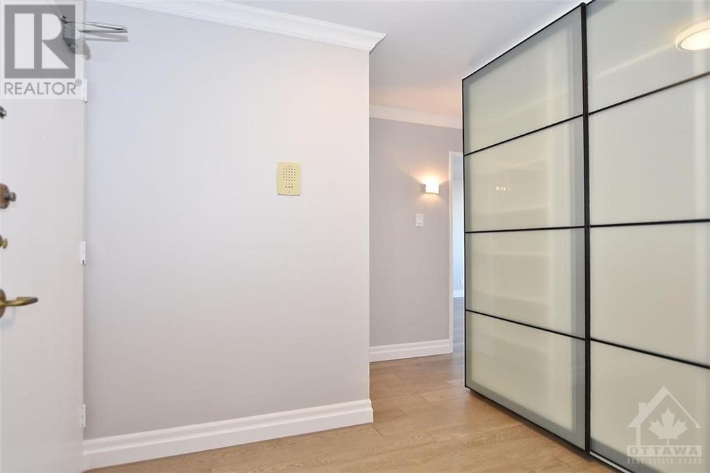 2625 Regina Street Unit#809, Ottawa, Ontario  K2B 5W8 - Photo 3 - 1348417