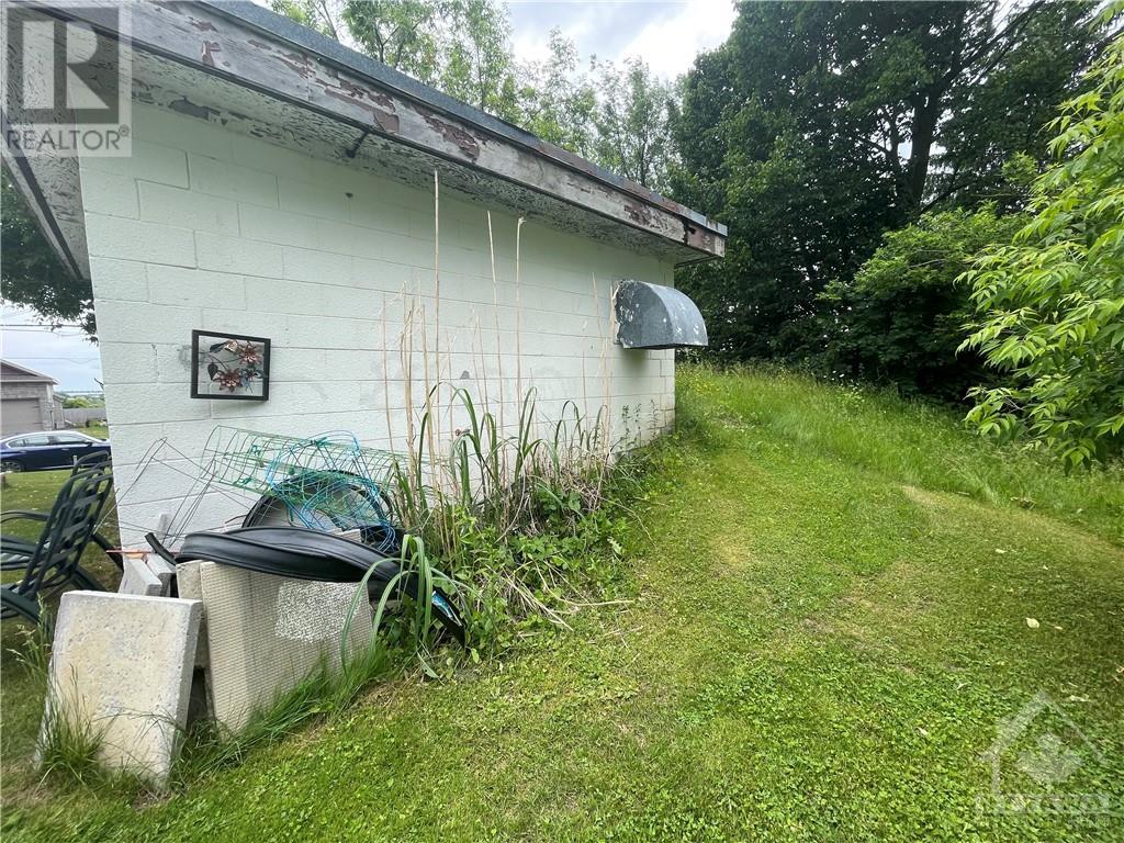 316 Donald B Munro Drive, Ottawa, Ontario  K0A 1L0 - Photo 6 - 1348454