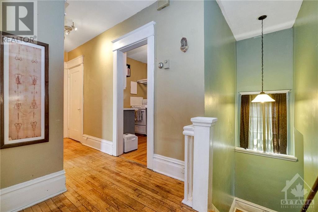 211 Cobourg Street, Ottawa, Ontario  K1N 8H9 - Photo 4 - 1348396